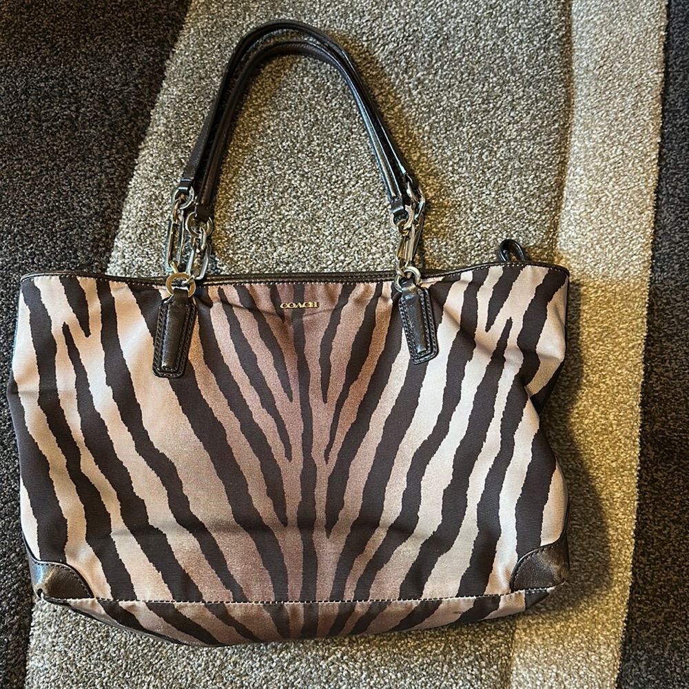 #418 Coach Madison Zebra East West Tote